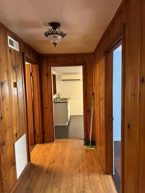 Entry Way - 1905 Patton Ave, Jackson, KY 41339 photo 1 of 1