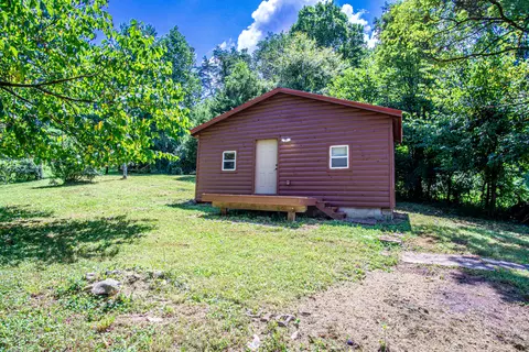 315 S Hwy 27 Loop 4 W, Burnside, KY 42519