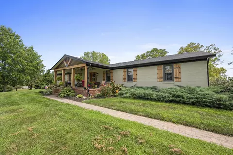 5810 Van Meter Rd, Winchester, KY 40391