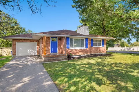 464 Rookwood Pkwy, Lexington, KY 40505