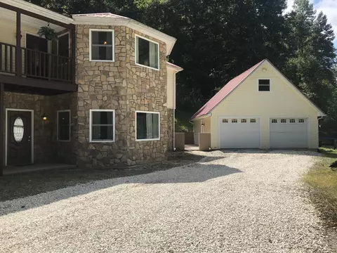 2575 Smith Br, Grayson, KY 41143 photo 2