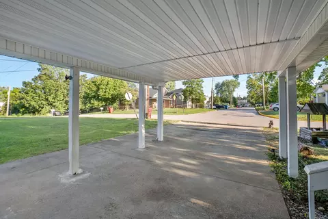 25 Kaye St, Berea, KY 40403 photo 5