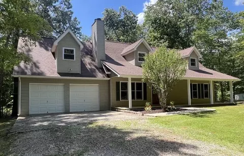 885 Sugarloaf Mountain Rd, Morehead, KY 40351