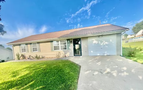 400 Woodland Trl, Somerset, KY 42501