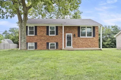 811 Mildred St, Versailles, KY 40383