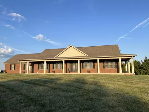 130 Harvieland Rd, Frankfort, KY 40601