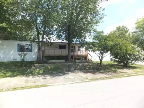 251 Kerry Dr, Winchester, KY 40391