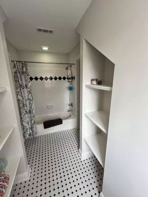 Bath - 742 Cameron Ct, Union, KY 41091 photo 3 of 3