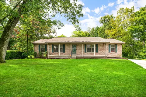 3166 Dewey Dr, Lexington, KY 40515