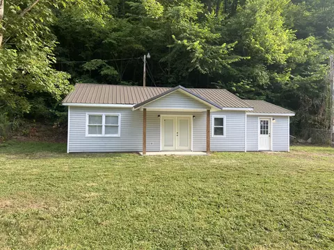 11743 S Highway 421, Manchester, KY 40962