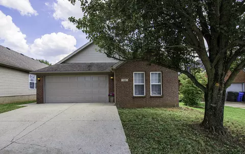 260 Clover Valley Dr, Lexington, KY 40511