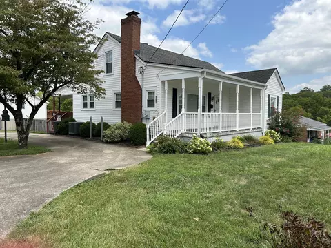 191 Rolling Acres Dr, Frankfort, KY 40601