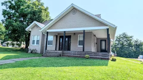 610 N Main St, Williamstown, KY 41097