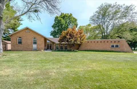 6 Justice Ln, Frankfort, KY 40601