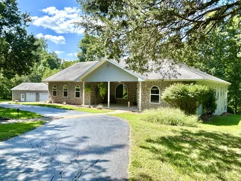 172 Lantern Way, Jamestown, KY 42629