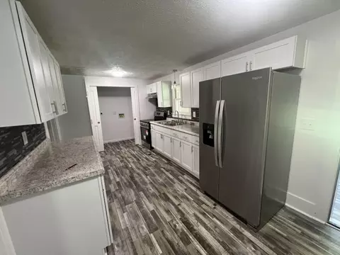 Kitchen - 650 Rawcel St, Morehead, KY 40351 photo 2 of 4
