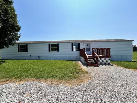 90 Mangold Dr, Nancy, KY 42544