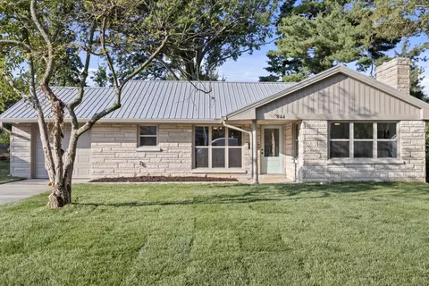 Exterior - 844 Celia Ln, Lexington, KY 40504 photo 1 of 10