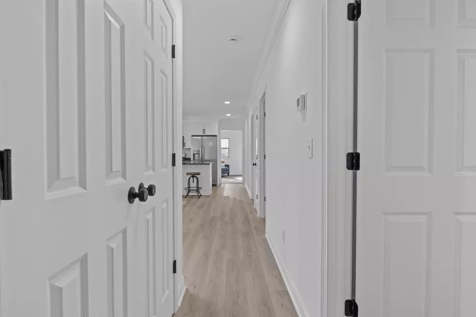 Entry Way - 844 Celia Ln, Lexington, KY 40504 photo 2 of 2