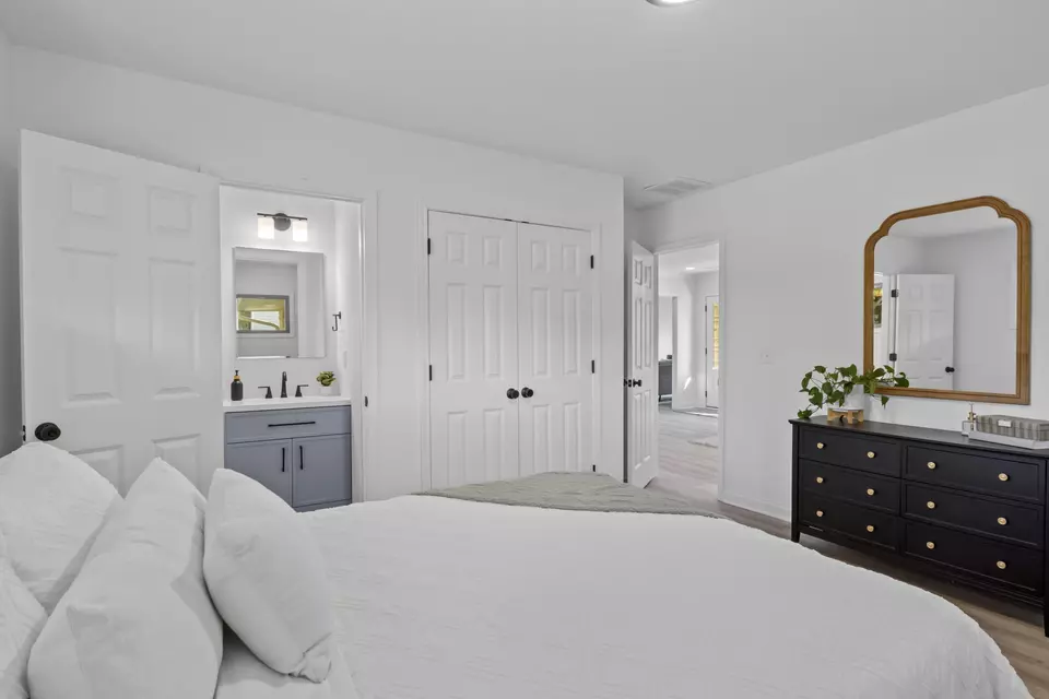 Bedroom - 844 Celia Ln, Lexington, KY 40504 photo 2 of 5
