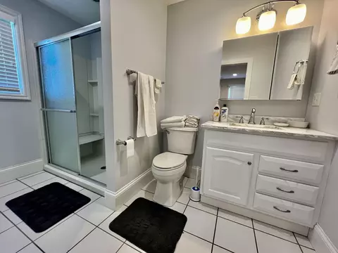 Bath - 51 Maple St, Brodhead, KY 40409 photo 3 of 4