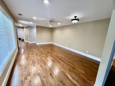 Living - 51 Maple St, Brodhead, KY 40409 photo 3 of 4