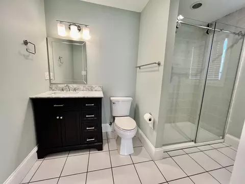 Bath - 51 Maple St, Brodhead, KY 40409 photo 1 of 4