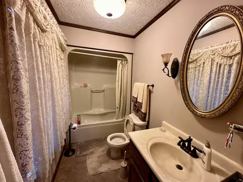 70 Airview Dr, Heidrick, KY 40949 photo 15