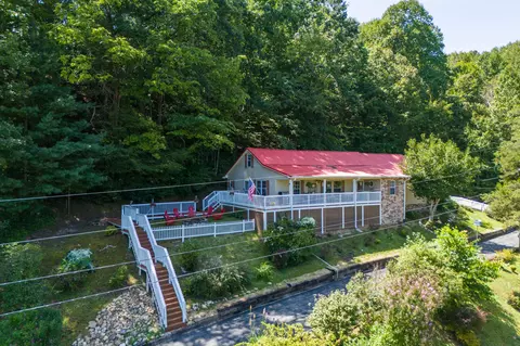 1329 Barnett Rd, Brodhead, KY 40409
