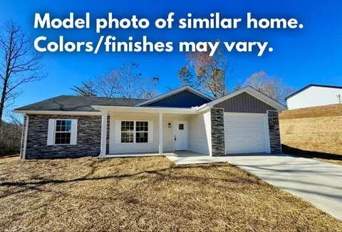 387 Hollywood Dr, Corbin, KY 40701