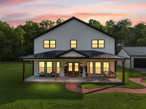 403 Millstone Rd, Clay City, KY 40312