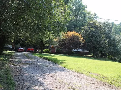 203 Dancey Branch Rd, Cannon, KY 40923