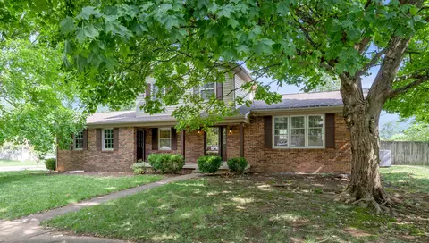 4508 Graves Dr, Lexington, KY 40515