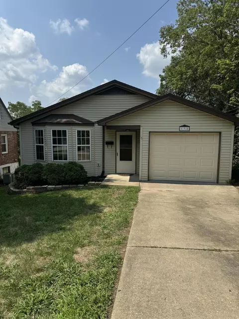 138 Winding Way Dr, Frankfort, KY 40601