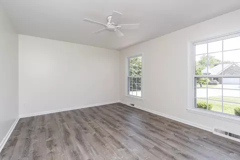 181 Paddock Dr, Versailles, KY 40383 photo 5