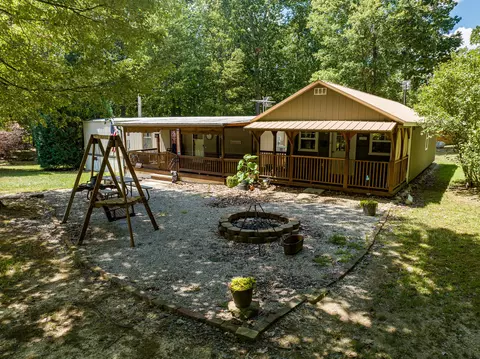 366 Deer Park Dr, Wellington, KY 40387