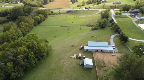 4697 Camargo Rd, Mount Sterling, KY 40353