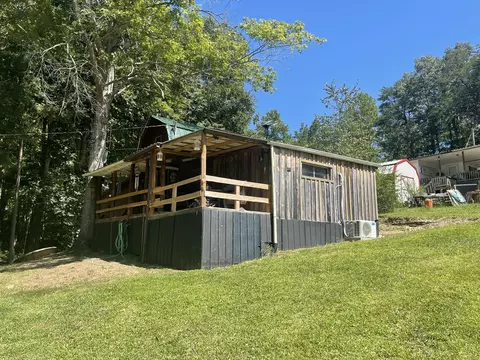 283 Hicks Rd, Nancy, KY 42544 photo 1