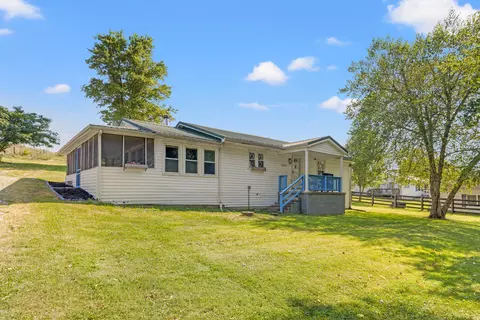 3230 Irvine Rd, Winchester, KY 40391