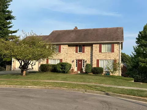 2104 Palmbrooke Ct, Lexington, KY 40513