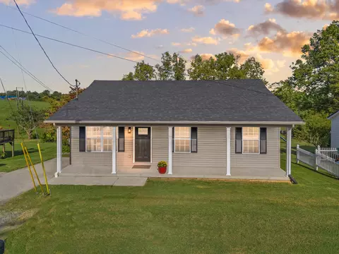 734 N 3rd St, Richmond, KY 40475