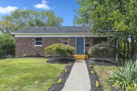 132 Winding Way Dr, Frankfort, KY 40601