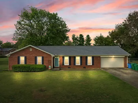 125 Angela Dr, Danville, KY 40422