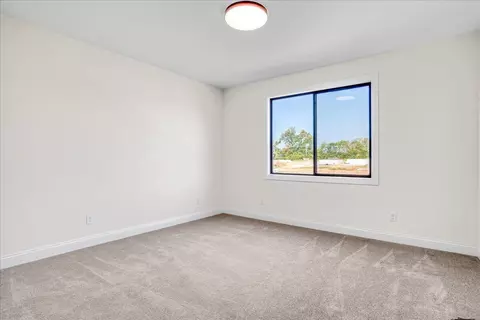 822 Edmonds Xing, Versailles, KY 40383 photo 40