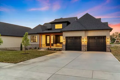 822 Edmonds Xing, Versailles, KY 40383 photo 3