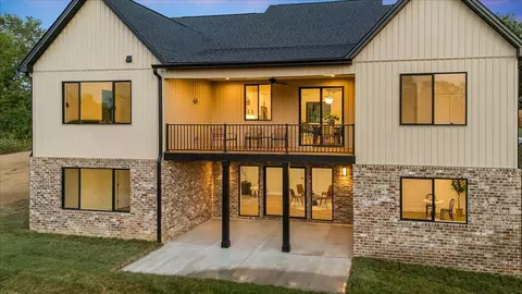 822 Edmonds Xing, Versailles, KY 40383 photo 9