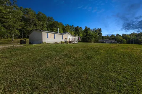 211 Westcott Rd, Morehead, KY 40351