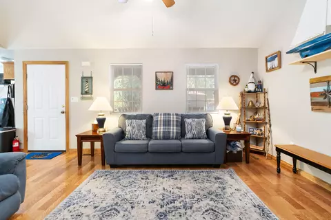 Living - 52 Placid Way, Burnside, KY 42519 photo 4 of 9