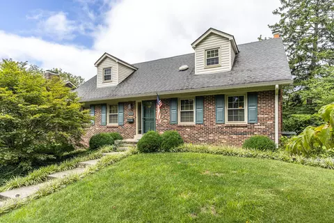 3413 Crimson King Ct, Lexington, KY 40517