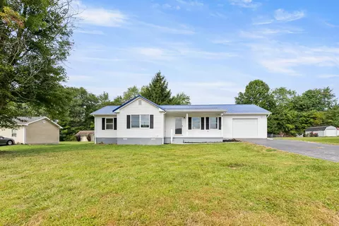 112 Blake Dr, Jeffersonville, KY 40337